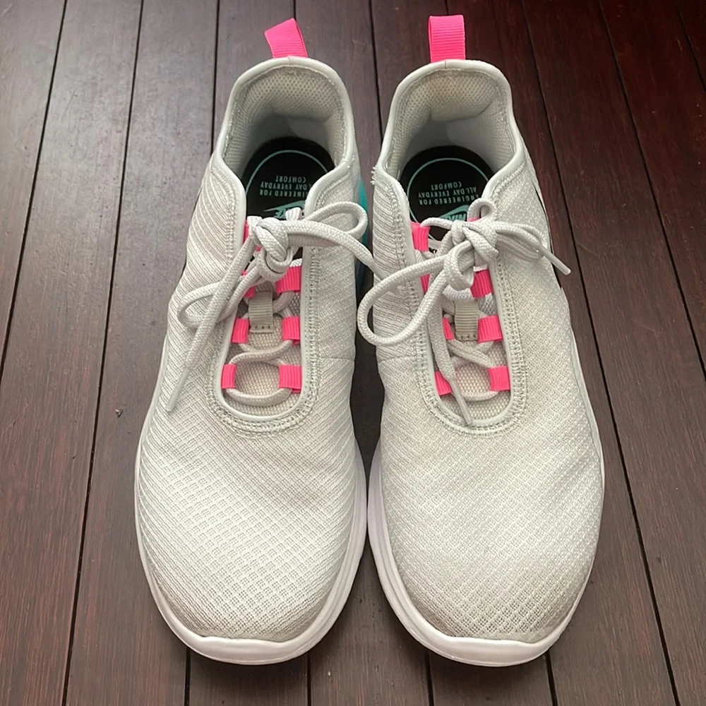 Nike Air Max Motion 2 - Picture 2 of 7